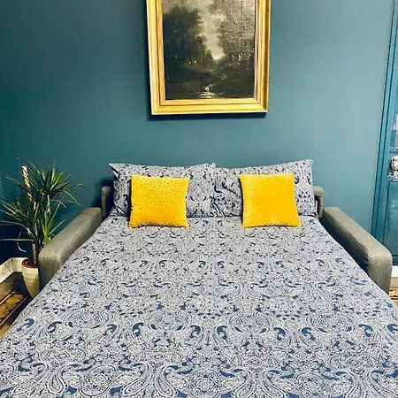 Apartment Elegant Liberty In The Heart Of Milan